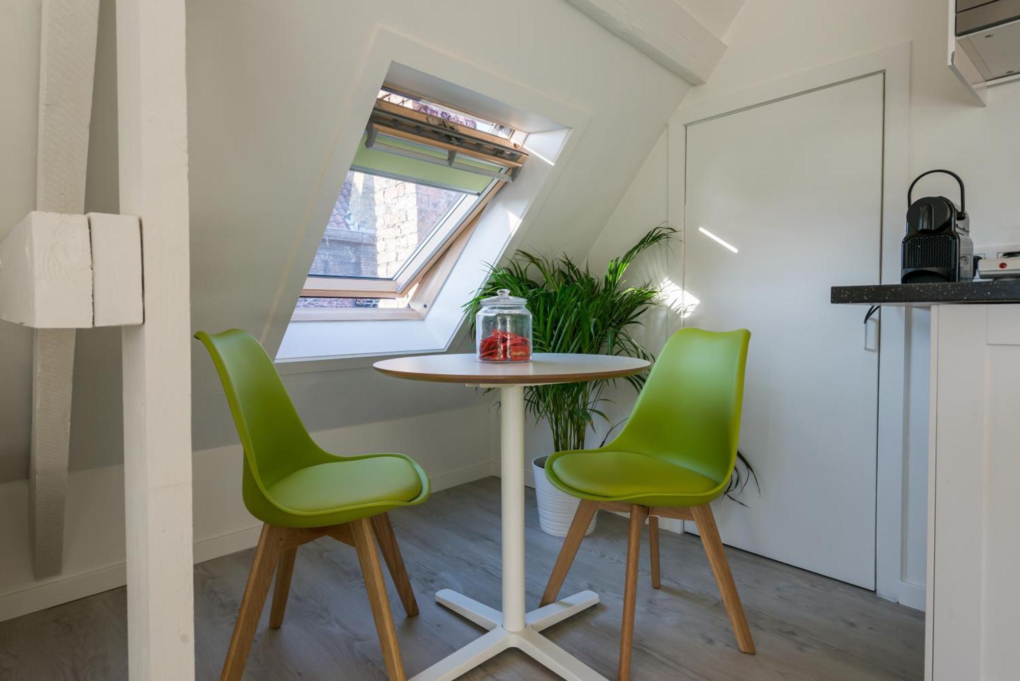 Well Thirteen By Romy&Travis Brujas Exterior foto
