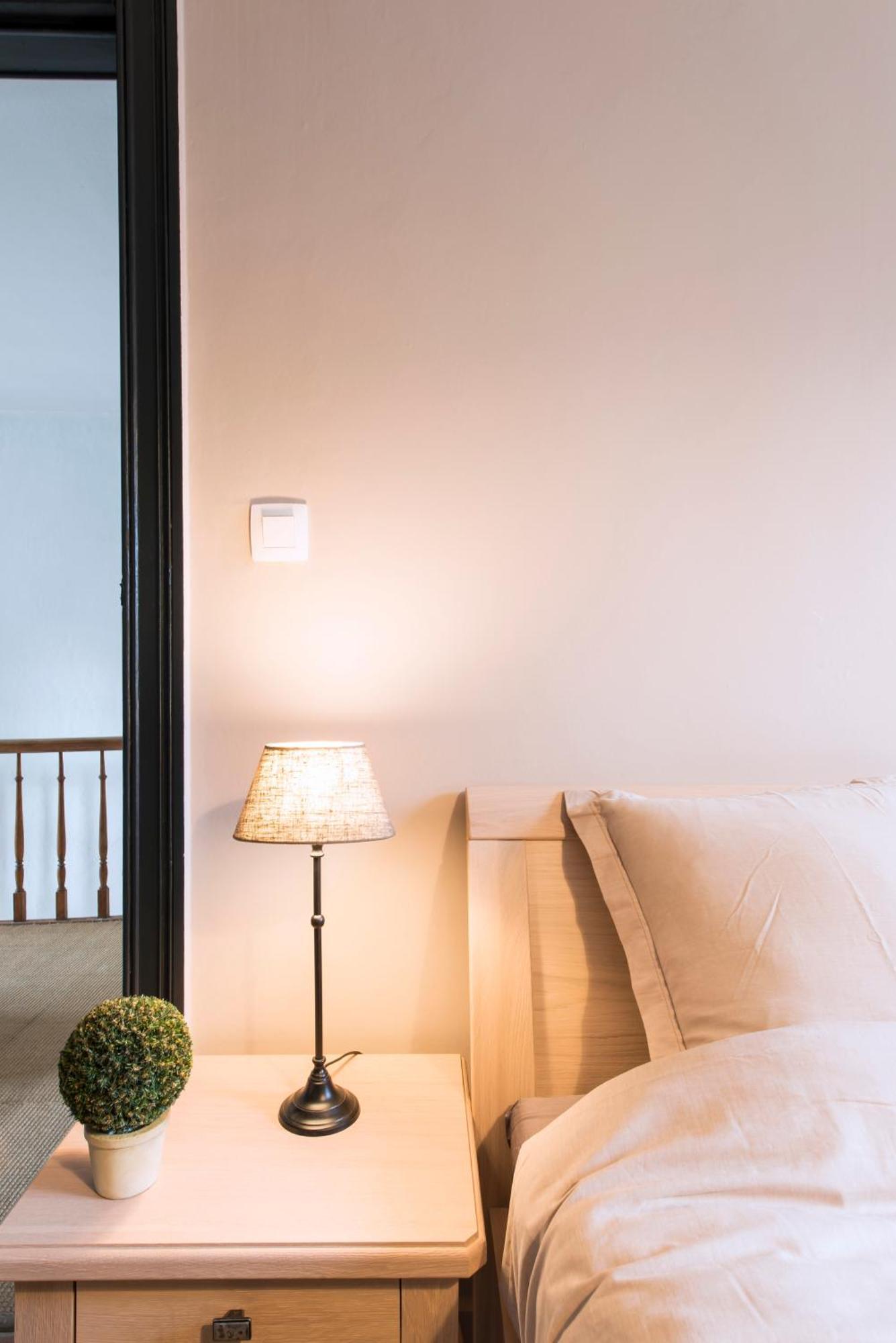 Well Thirteen By Romy&Travis Brujas Exterior foto