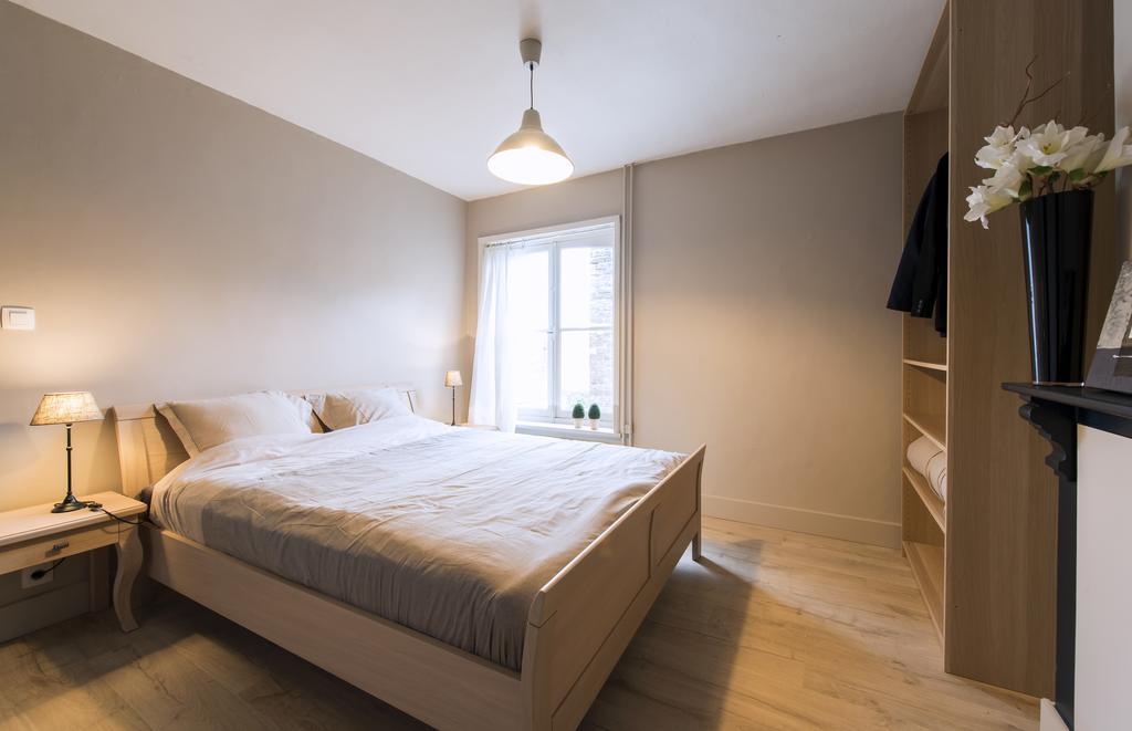 Well Thirteen By Romy&Travis Brujas Habitación foto